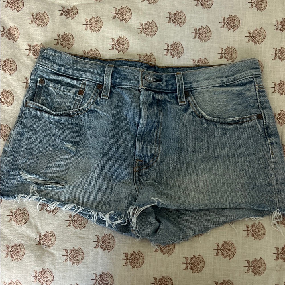 Levi's 501 Women’s Jean Shorts - 30